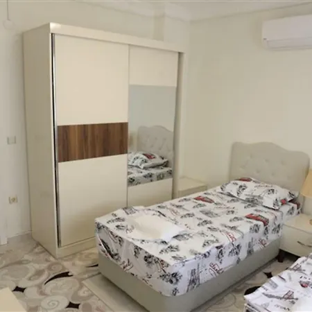 You Will Love This Luxury With Balconies And Private Pool In Alanya, 1033 *