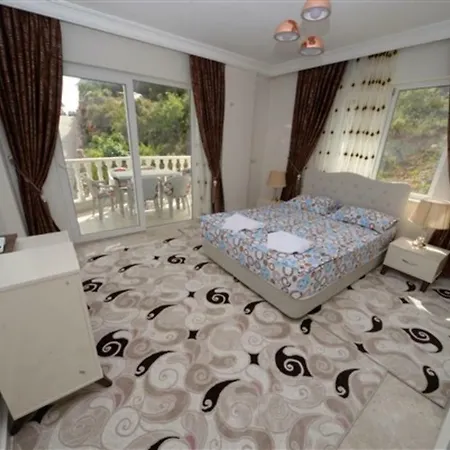 You Will Love This Luxury With Balconies And Private Pool In Alanya, 1033 * ألانيا